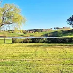 Violette, Jolie Maison Au Coeur Du Golf Gæstehus 3*